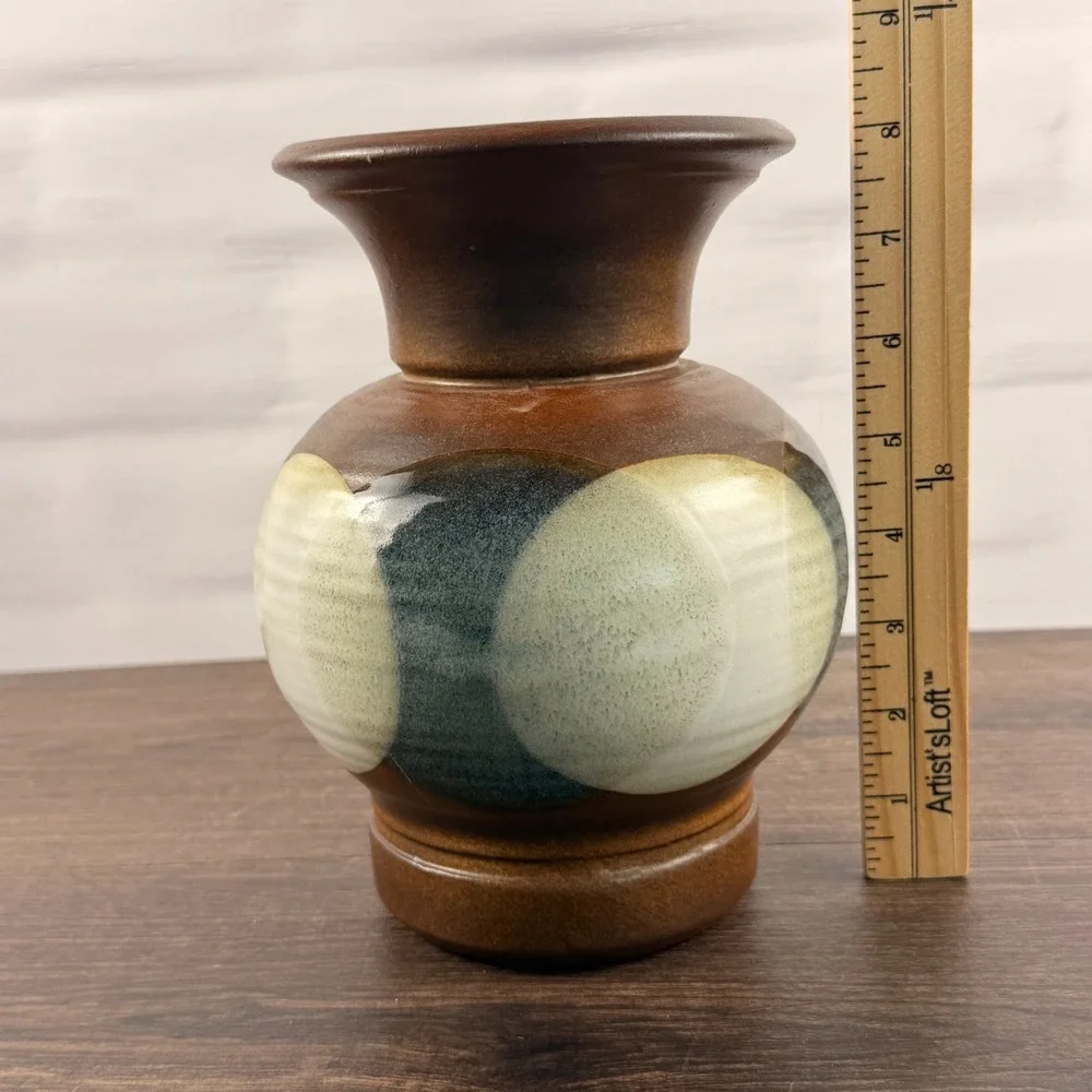 Robert Maxwell for Pottery Craft USA MCM Overlapping Circle Ceramic Vase